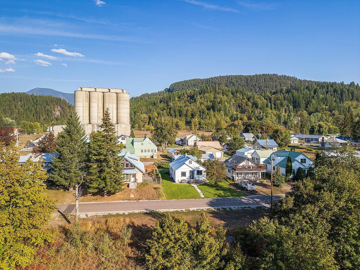 409 Pend Oreille Blvd Metaline Falls, WA 99153 - Thumbnail 4