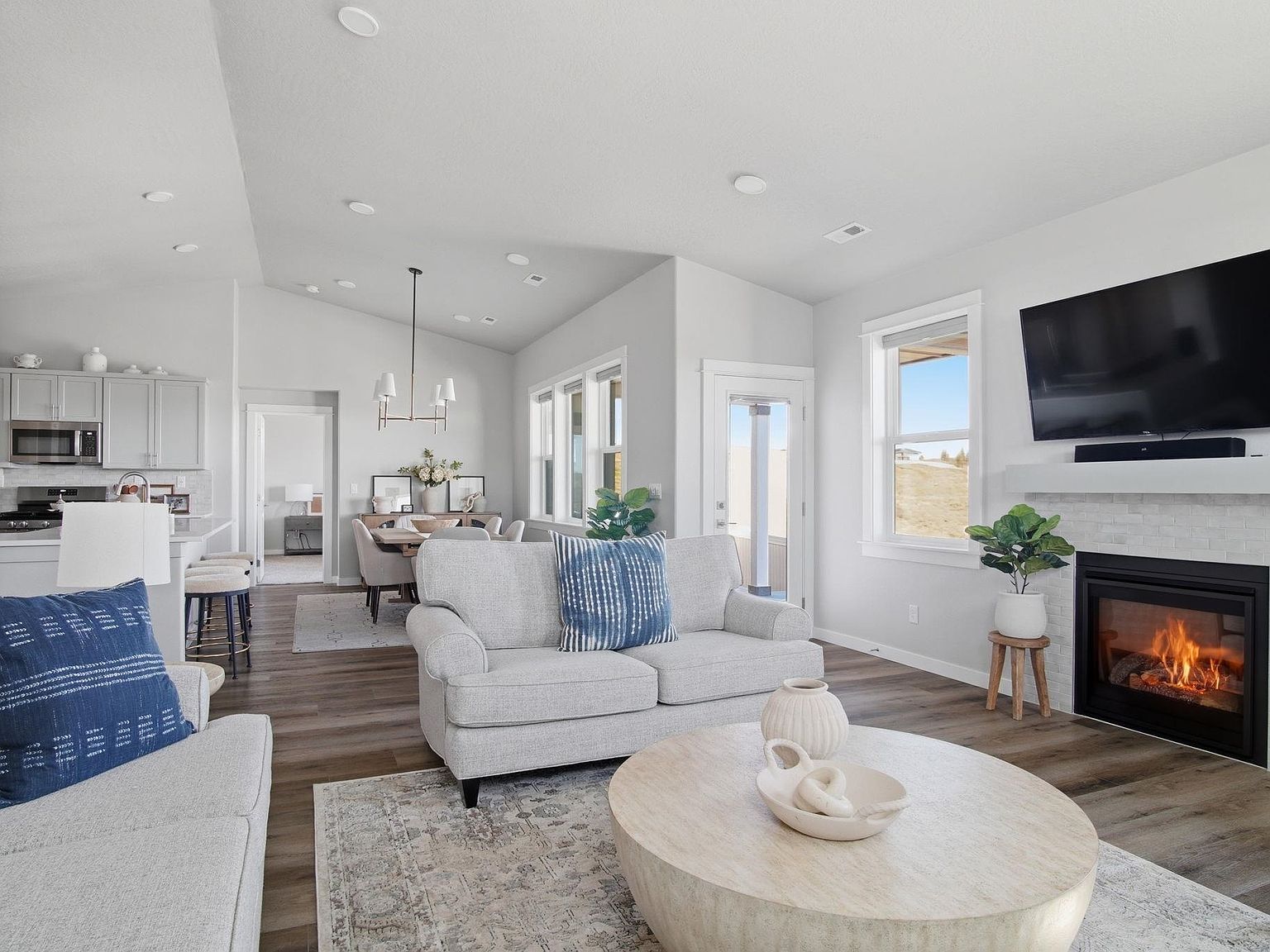 1500 S Moen Ct Greenacres, WA 99016 - Thumbnail 4