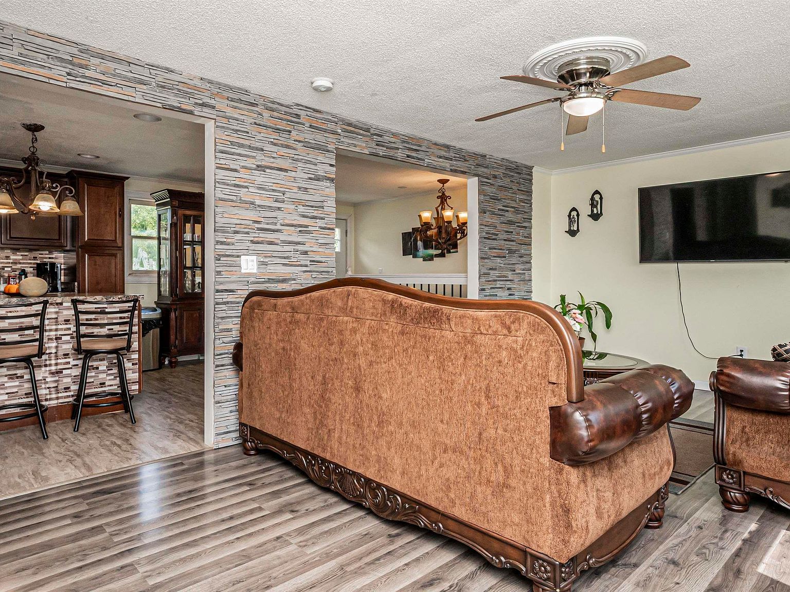 1504 Thompson Dr Junction City, KS 66441 - Thumbnail 4