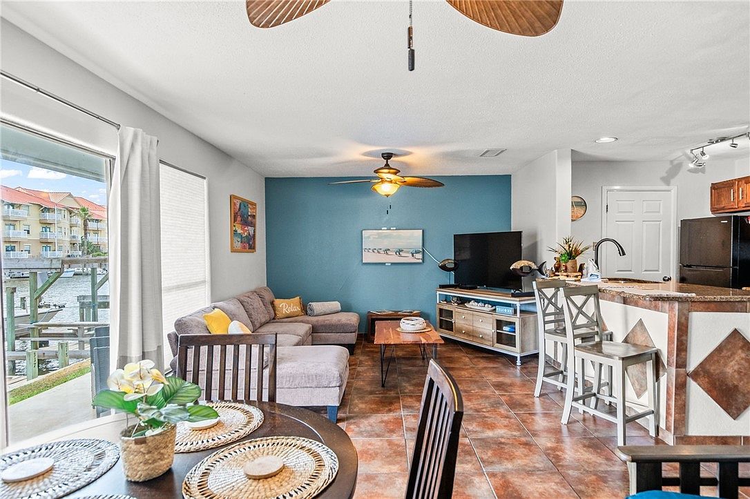 14434 E Cabana St APT 117 Corpus Christi, TX 78418 - Thumbnail 4