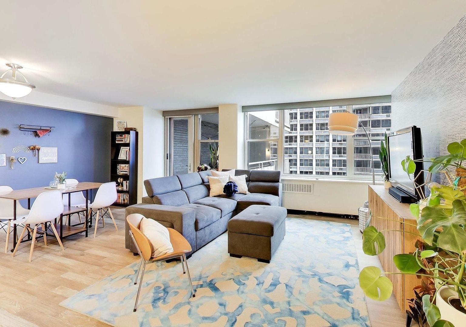 4250 N Marine Dr APT 1707 Chicago, IL 60613 - Thumbnail 4