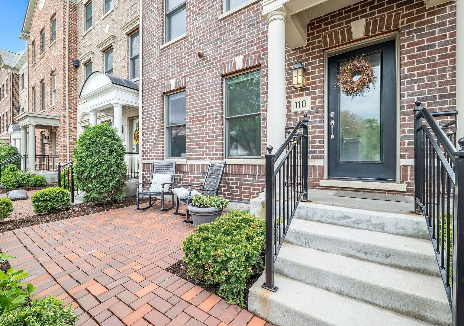 110 S Washington St Wheaton, IL 60187 - Thumbnail 4