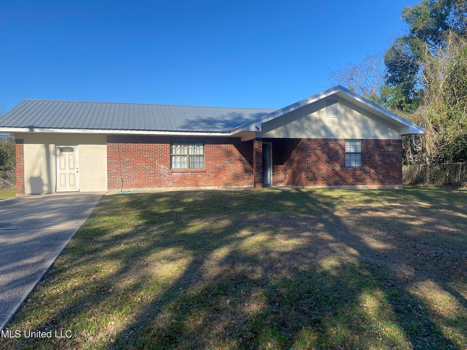 337 Saint George St Bay Saint Louis, MS 39520 - Thumbnail 4