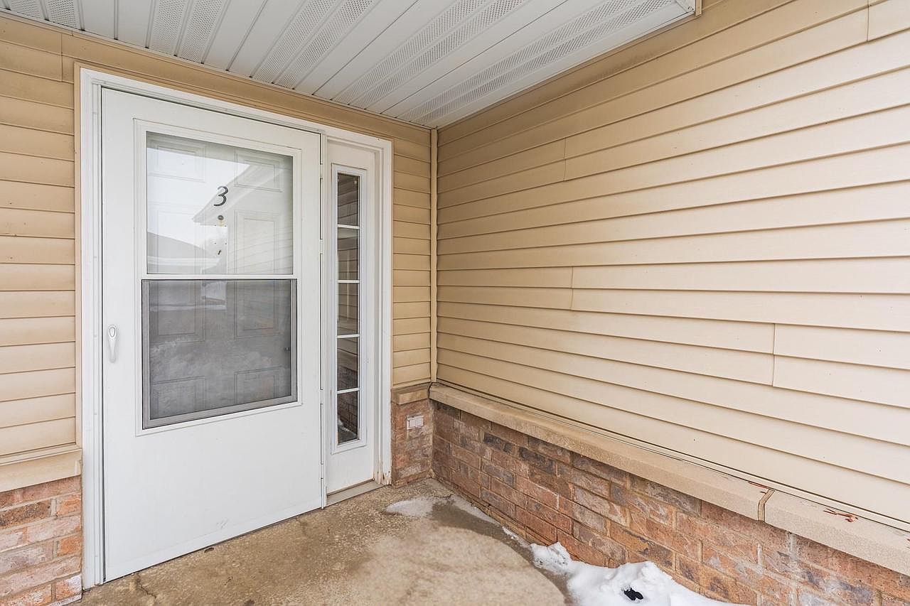 7255 Whitespire Rd APT 3 Schofield, WI 54476 - Thumbnail 4