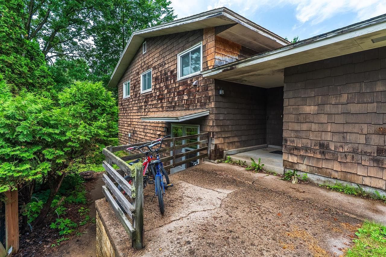 4106-4108 N 6th St Wausau, WI 54403 - Thumbnail 4