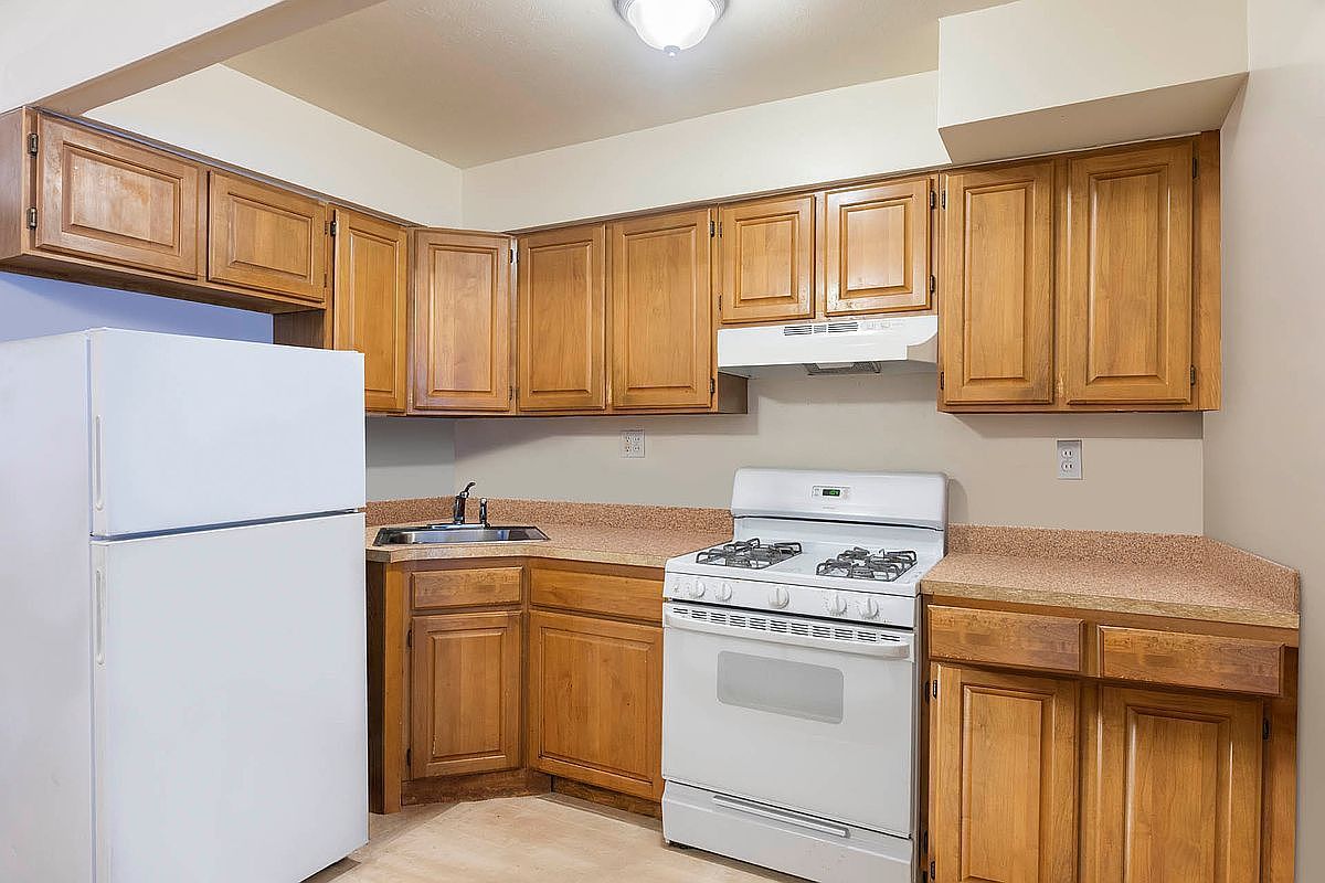 4204 Oneida Ave Bronx, NY 10470 - Thumbnail 4