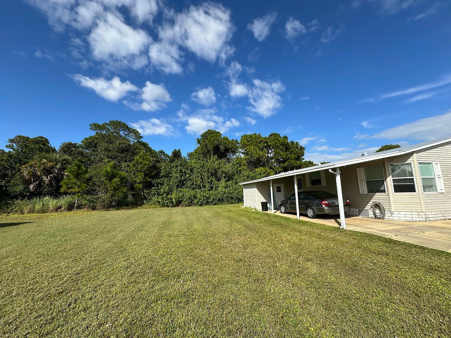 302 Tropical Isles Cir Fort Pierce, FL 34982 - Thumbnail 4