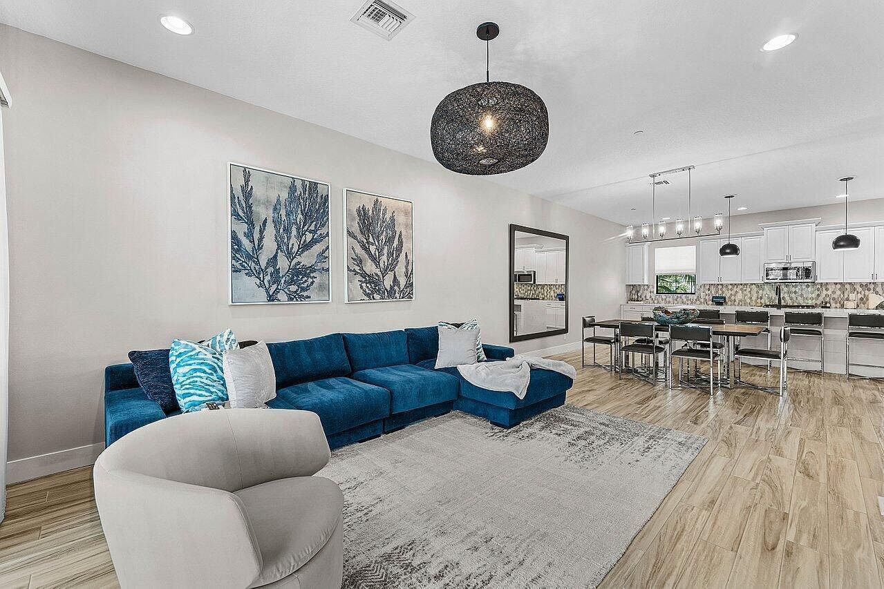 3017 Franklin Pl Palm Beach Gardens, FL 33418 - Thumbnail 4