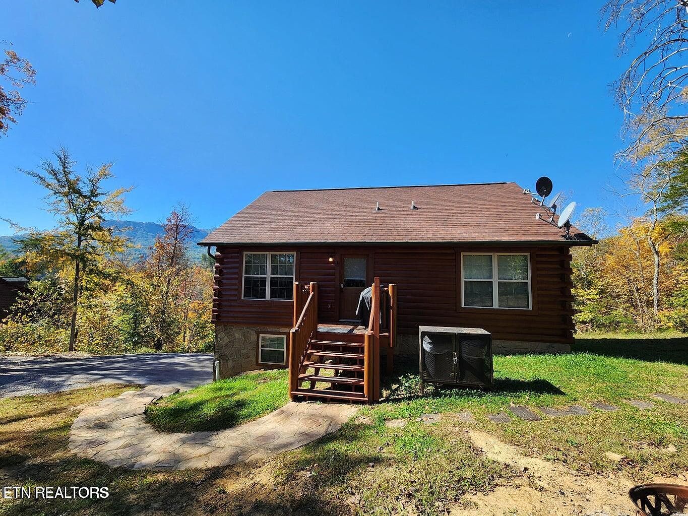 670 Magic Kingdom Ln Sevierville, TN 37876 - Thumbnail 4