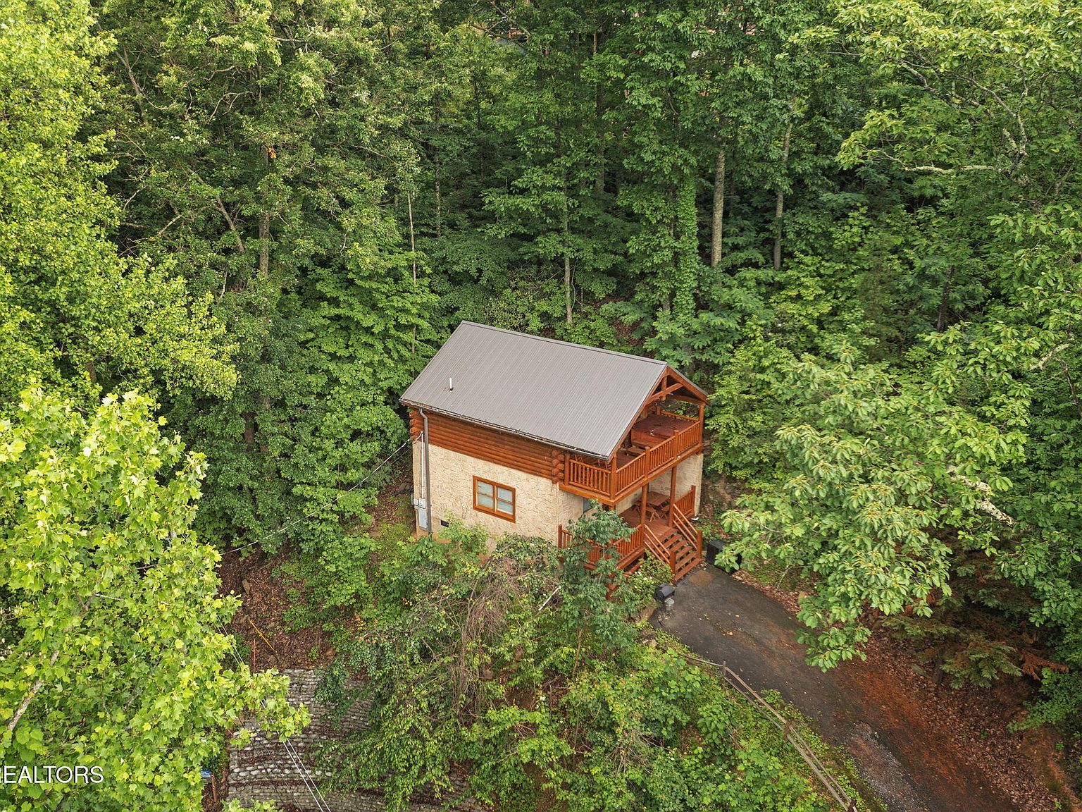 1868 Orchard Dr Sevierville, TN 37876 - Thumbnail 4