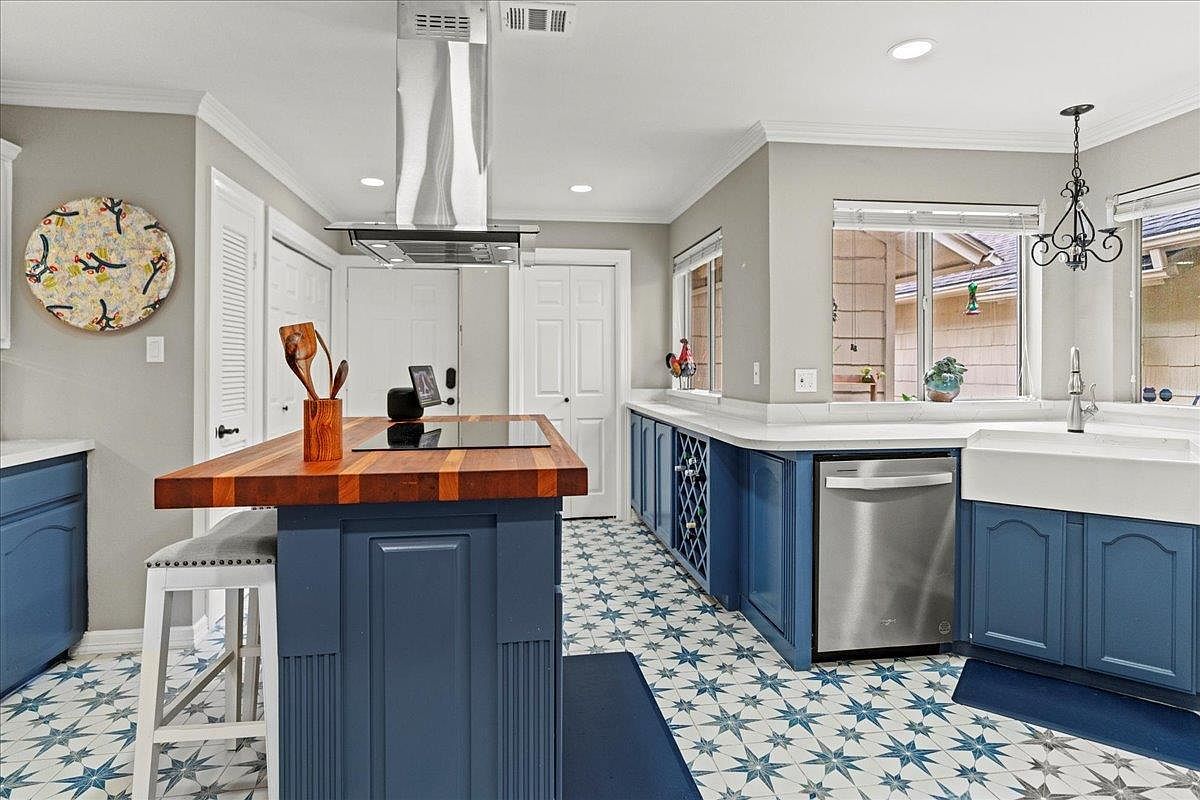 10920 Crown Colony Dr APT C Austin, TX 78747 - Thumbnail 4