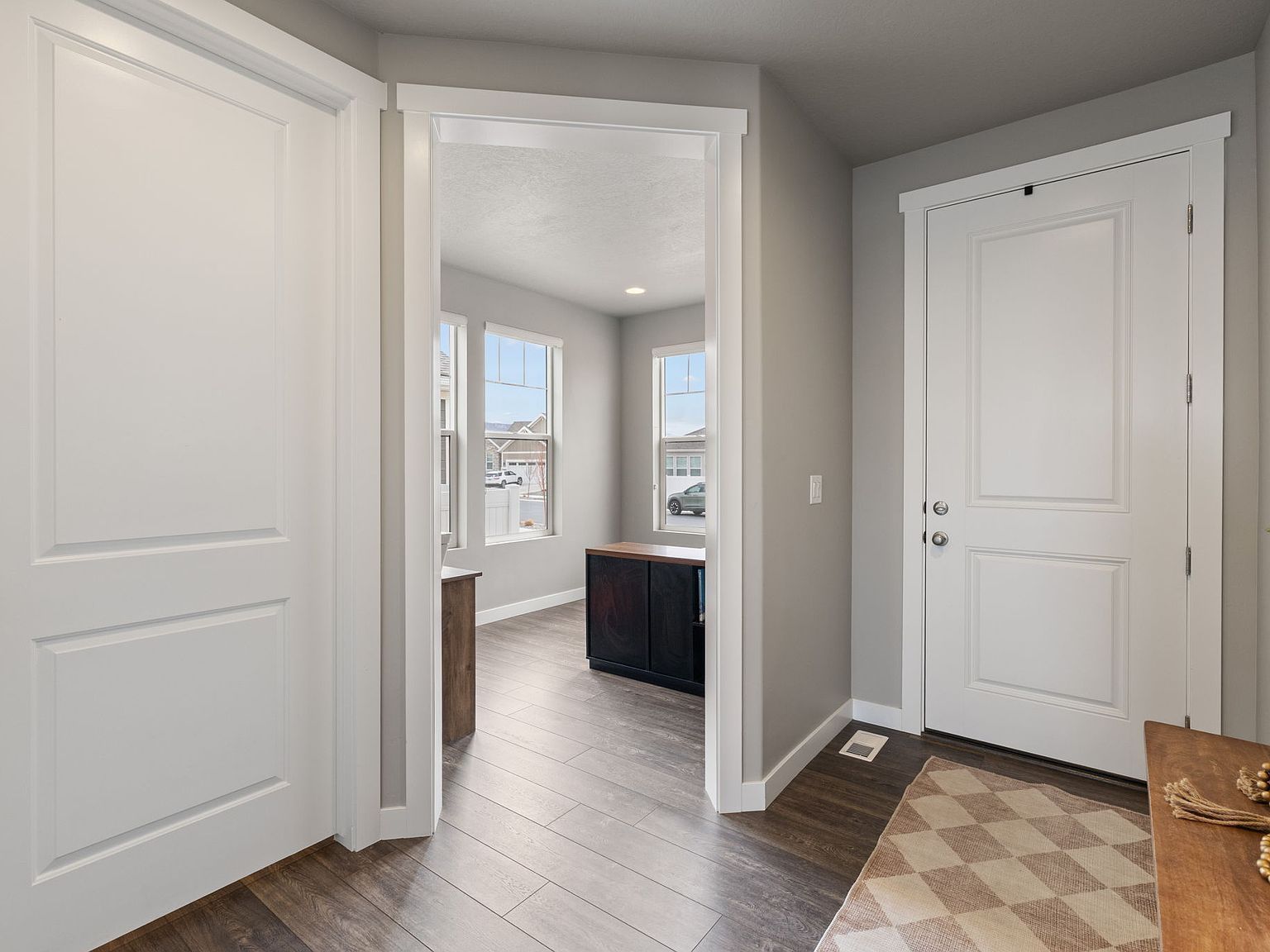 1325 E Desert Peak Eagle Mountain, UT 84005 - Thumbnail 4