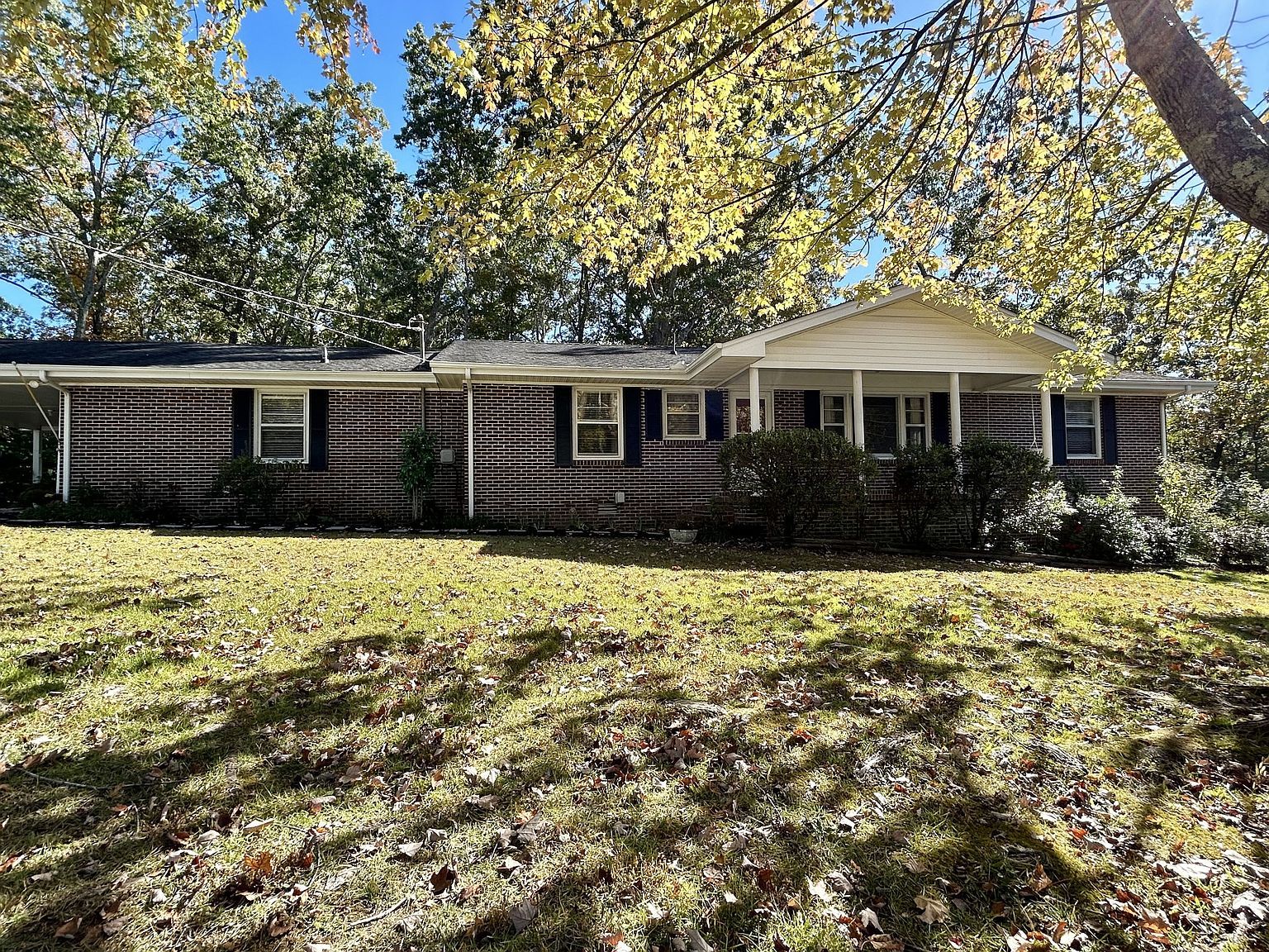 823 Toliver Lake Rd Manchester, TN 37355 - Thumbnail 4