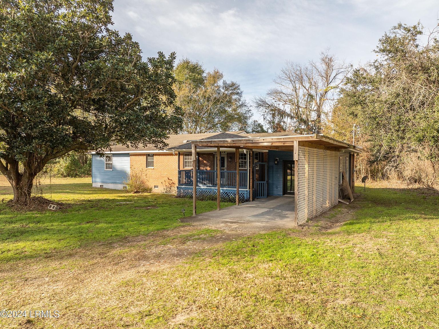 23 Orange Grove Rd Saint Helena Island, SC 29920 - Thumbnail 4