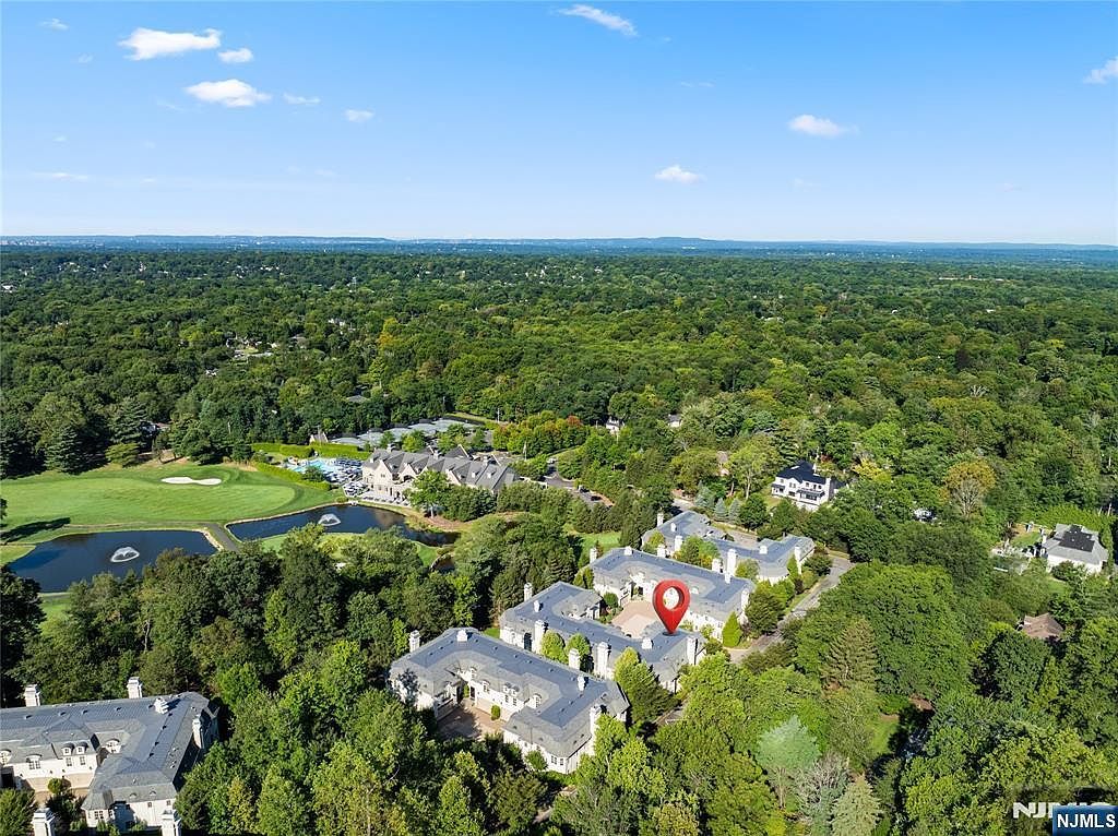 311 Bellaire Dr Demarest, NJ 07627 - Thumbnail 4