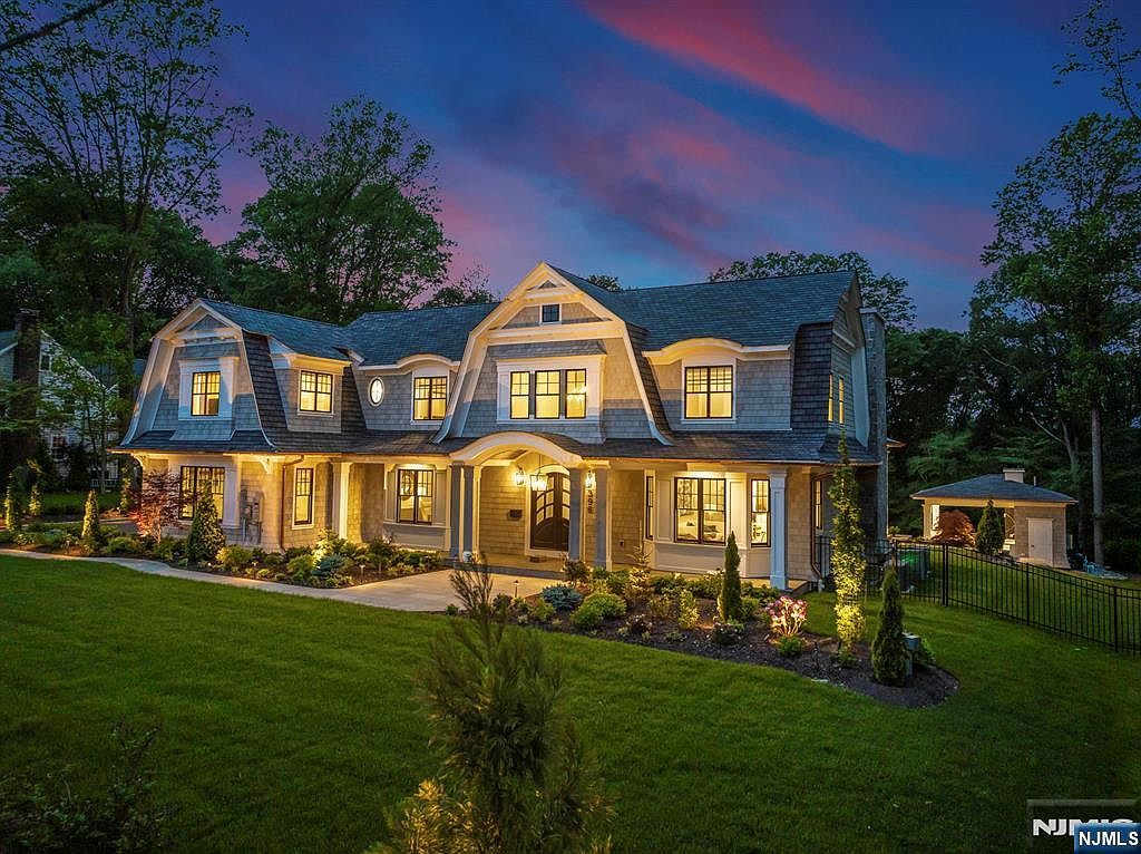 396 Knollwood Rd Ridgewood, NJ 07450 - Thumbnail 4