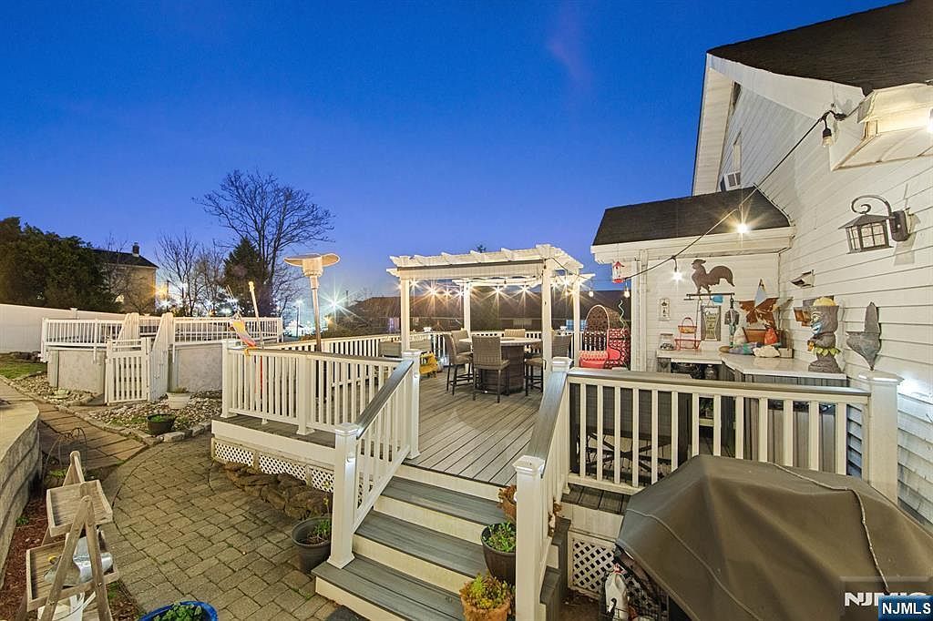 70 Overlook Ave Ridgefield Park, NJ 07660 - Thumbnail 4