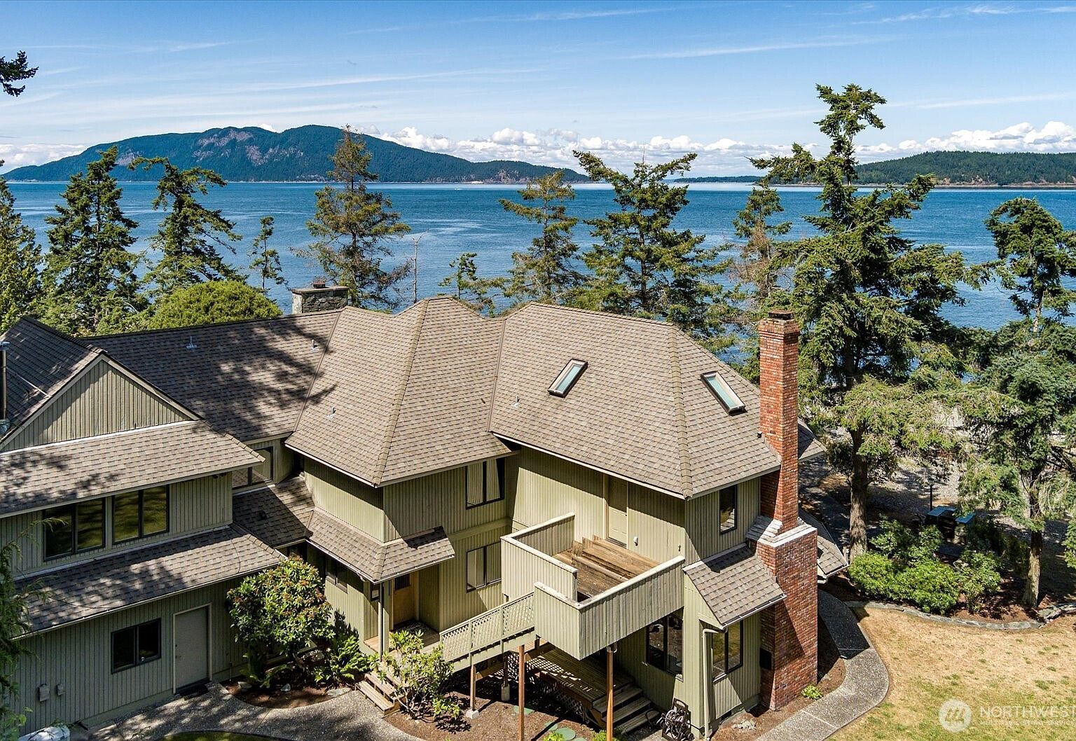 4079 Forest Ln Anacortes, WA 98221 - Thumbnail 4
