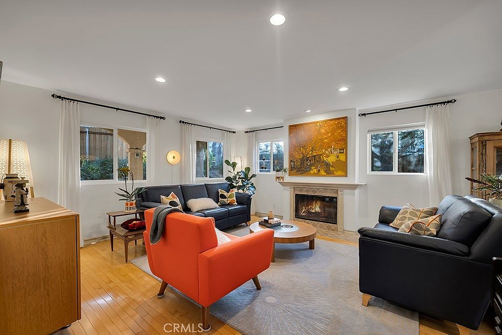 23691 Aster Trl Calabasas, CA 91302 - Thumbnail 4