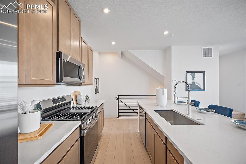 840 Beckton Hts Colorado Springs, CO 80907 - Thumbnail 4