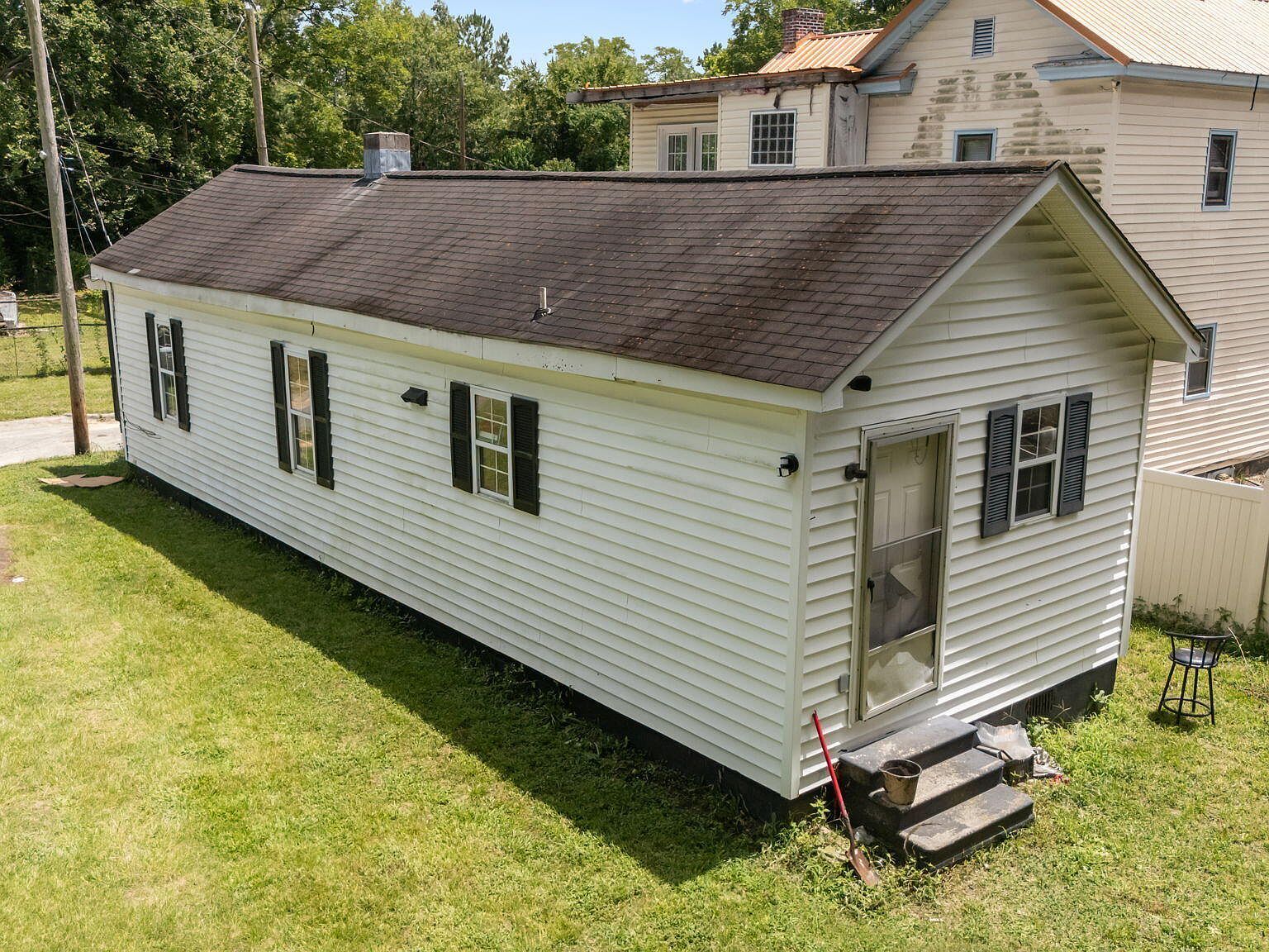306 Short St Kinston, NC 28501 - Thumbnail 4