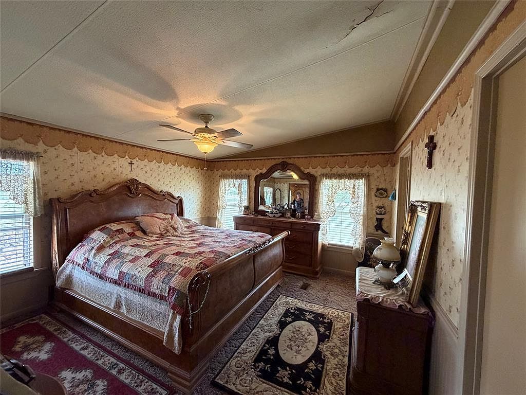 1700 Patriot Pl Harrah, OK 73045 - Thumbnail 4