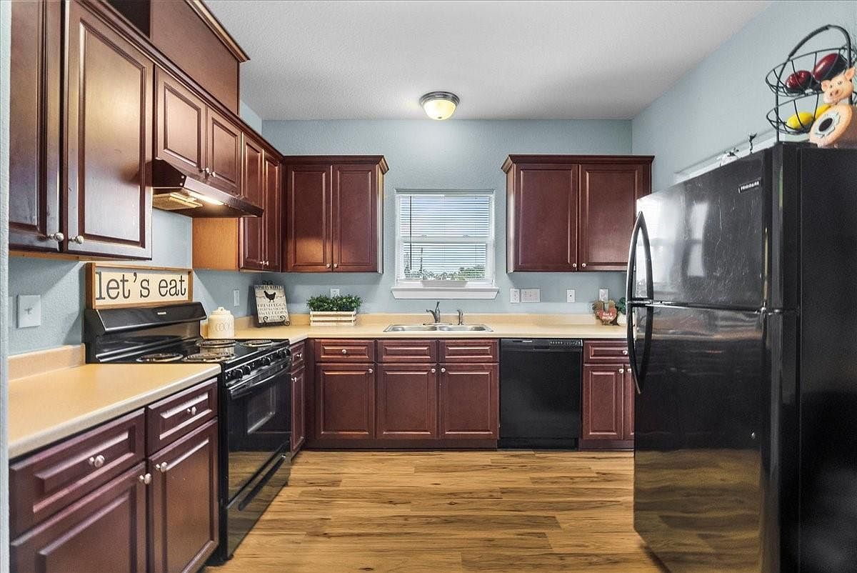 335 6th St San Leon, TX 77539 - Thumbnail 4