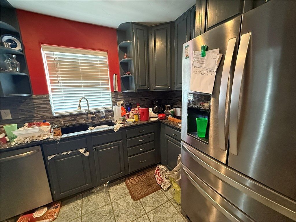 1969 Capistrano Ln Bullhead City, AZ 86442 - Thumbnail 4