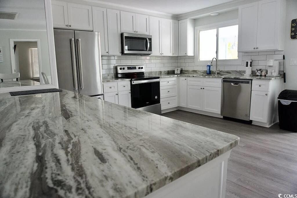 4702 S Ocean Blvd Surfside Beach, SC 29575 - Thumbnail 4