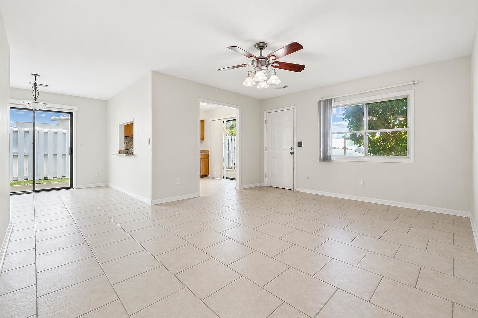 1381 Turkey Ridge Dr #D Myrtle Beach, SC 29575 - Thumbnail 4