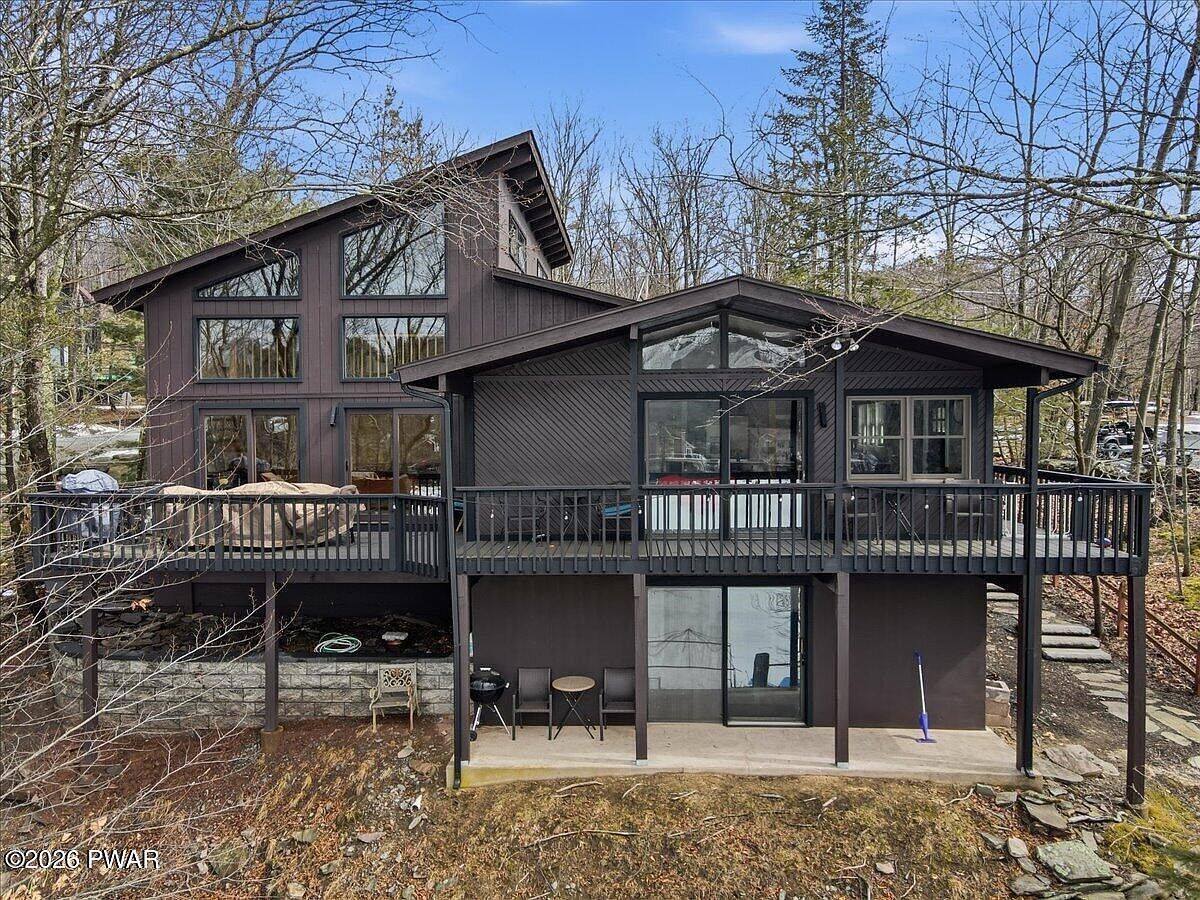 1096 Aquarius Dr Lake Ariel, PA 18436 - Thumbnail 4