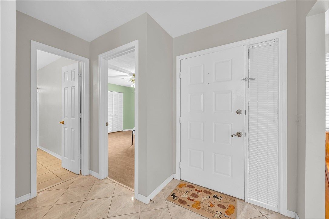 2125 Pine Creek Blvd APT 204 Vero Beach, FL 32966 - Thumbnail 4