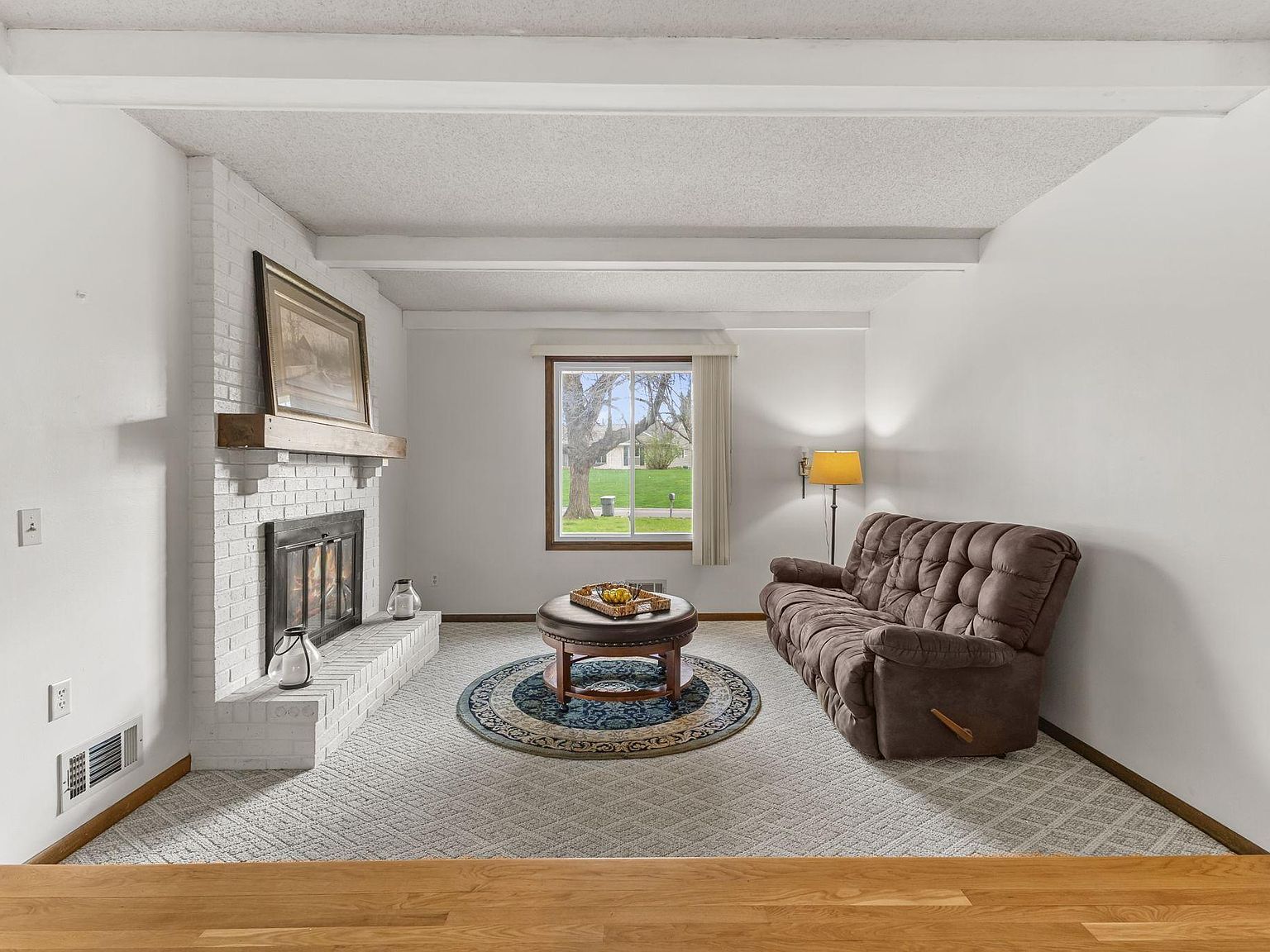 2755 Olive Ln N Plymouth, MN 55447 - Thumbnail 4