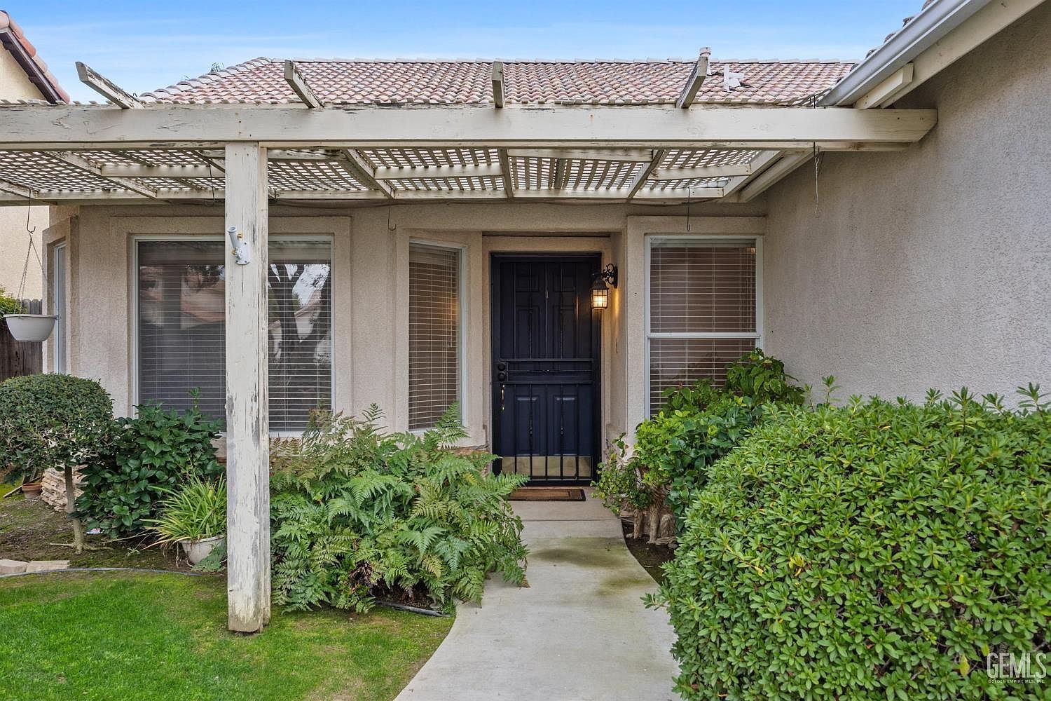 8609 Goldfinch Dr Bakersfield, CA 93312 - Thumbnail 4