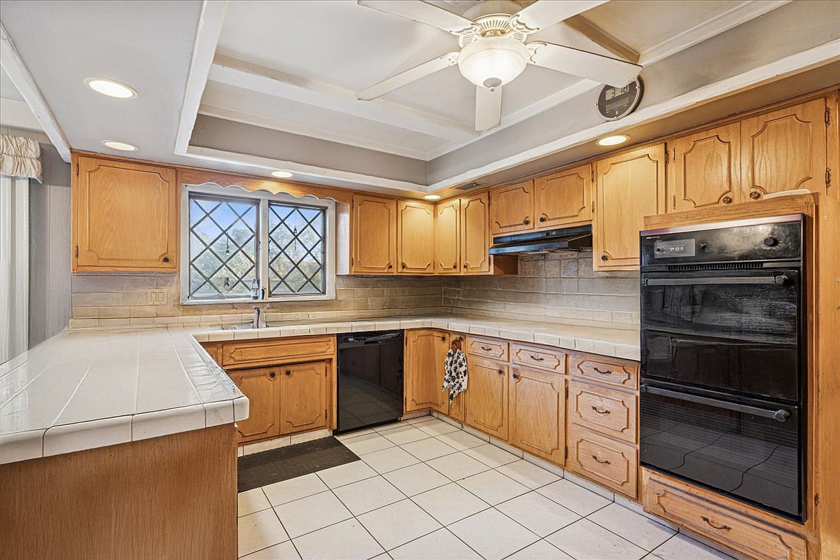 10129 Westmanor Dr Franklin Park, IL 60131 - Thumbnail 4