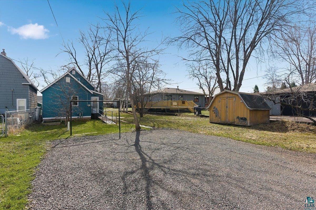 1805 Logan Ave Superior, WI 54880 - Thumbnail 4
