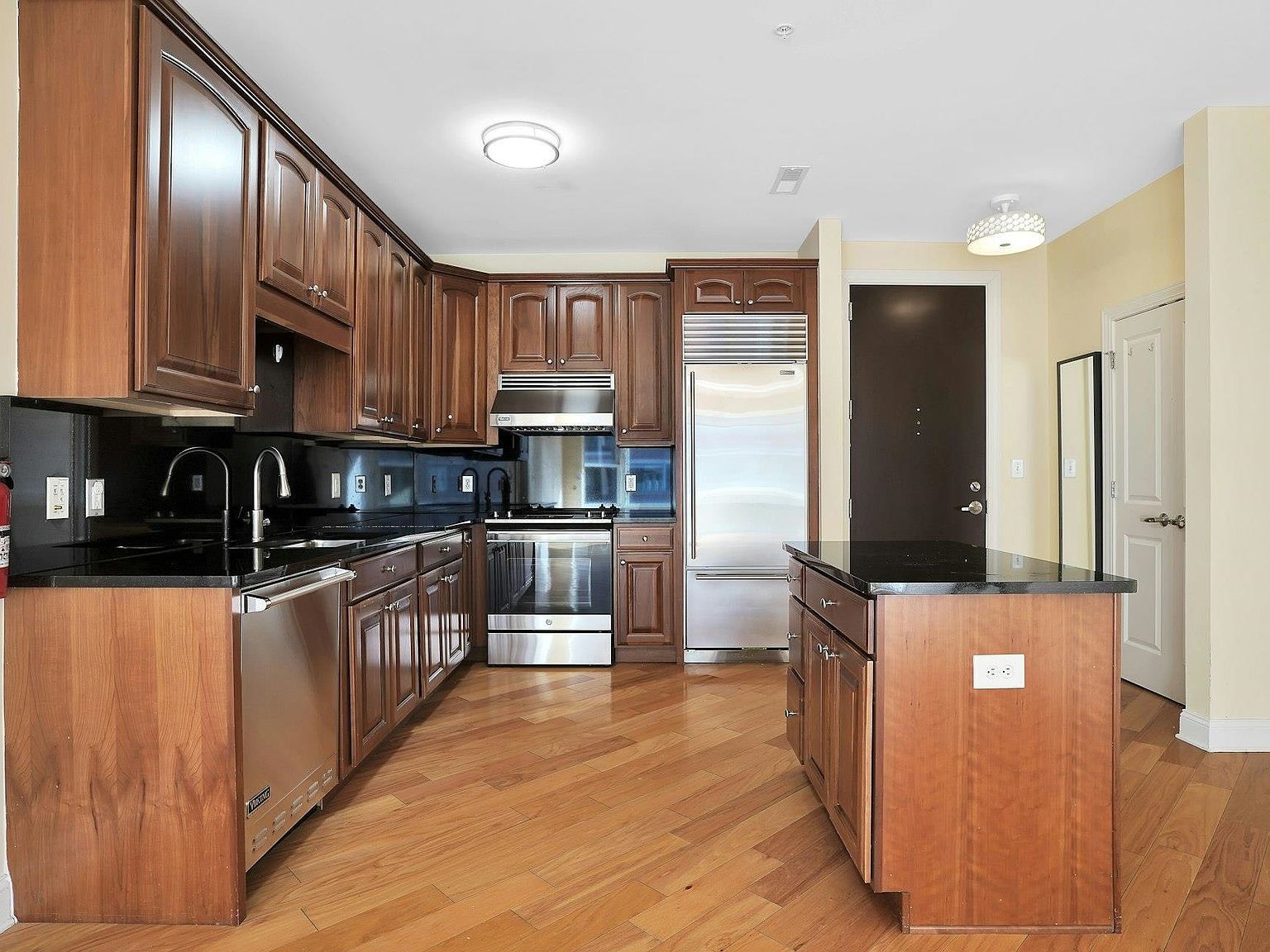 20 Avenue At Port Imperial APT 310 West New York, NJ 07093 - Thumbnail 4