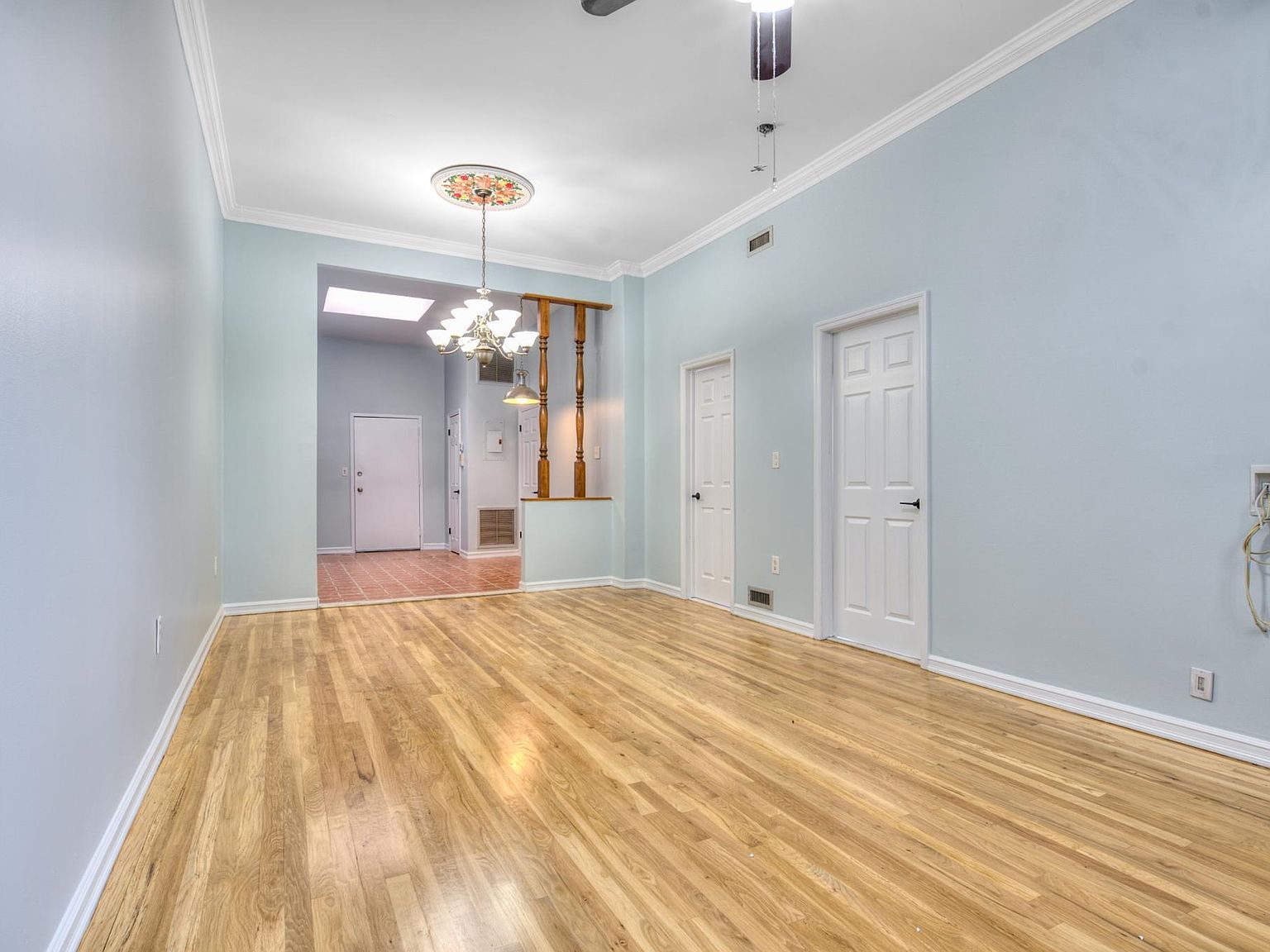 118 Leonard St APT 4 Jersey City, NJ 07307 - Thumbnail 4