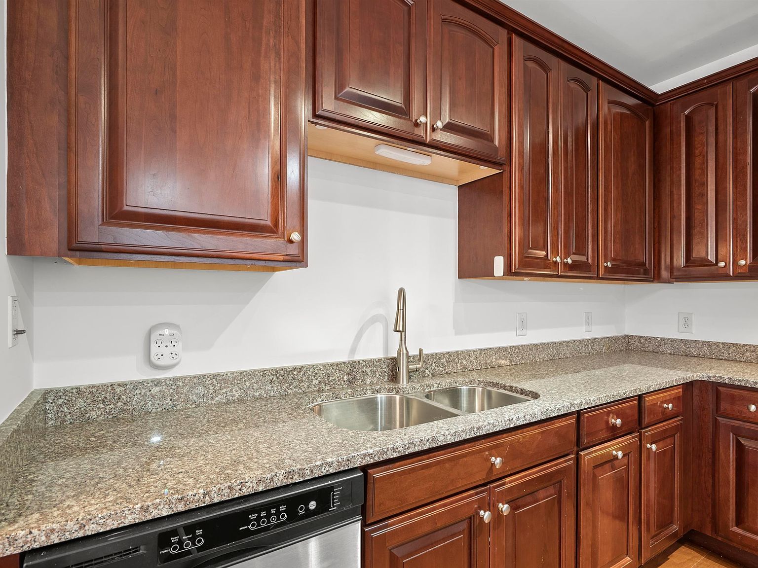 22 Avenue At Port Imperial APT 109 West New York, NJ 07093 - Thumbnail 4