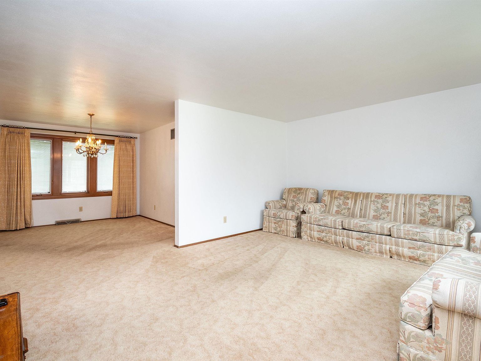 5210 W Airways Rd Peoria, IL 61607 - Thumbnail 4