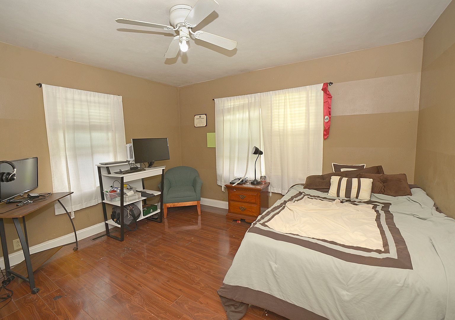 1307 W Washington St Ottawa, IL 61350 - Thumbnail 4