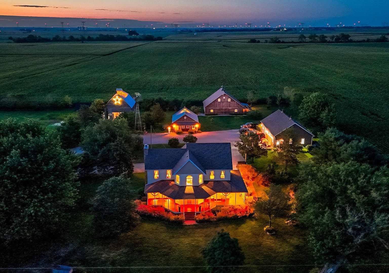 10617 E 2950 North Rd Blackstone, IL 61313 - Thumbnail 4