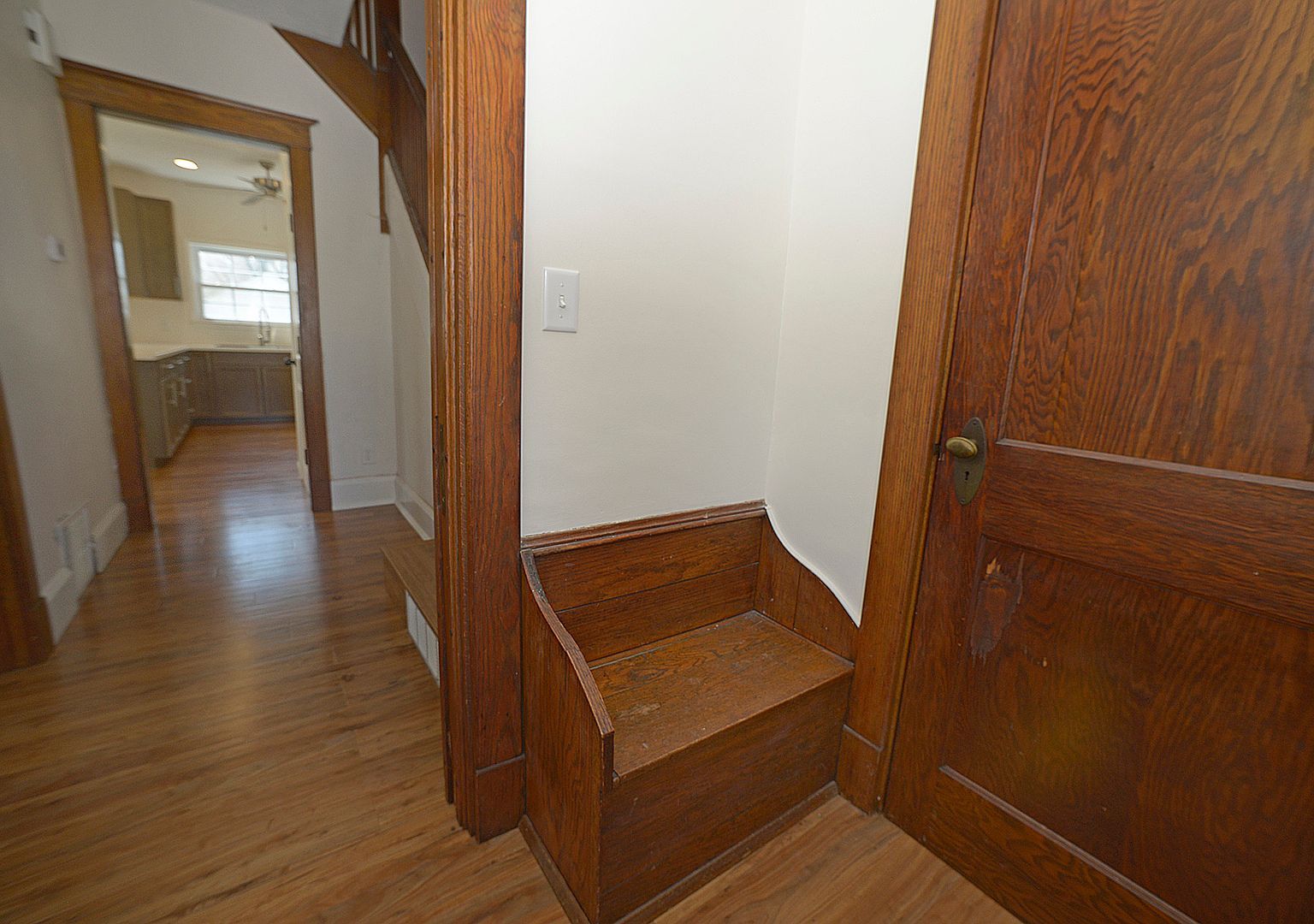 905 E Center St Ottawa, IL 61350 - Thumbnail 4