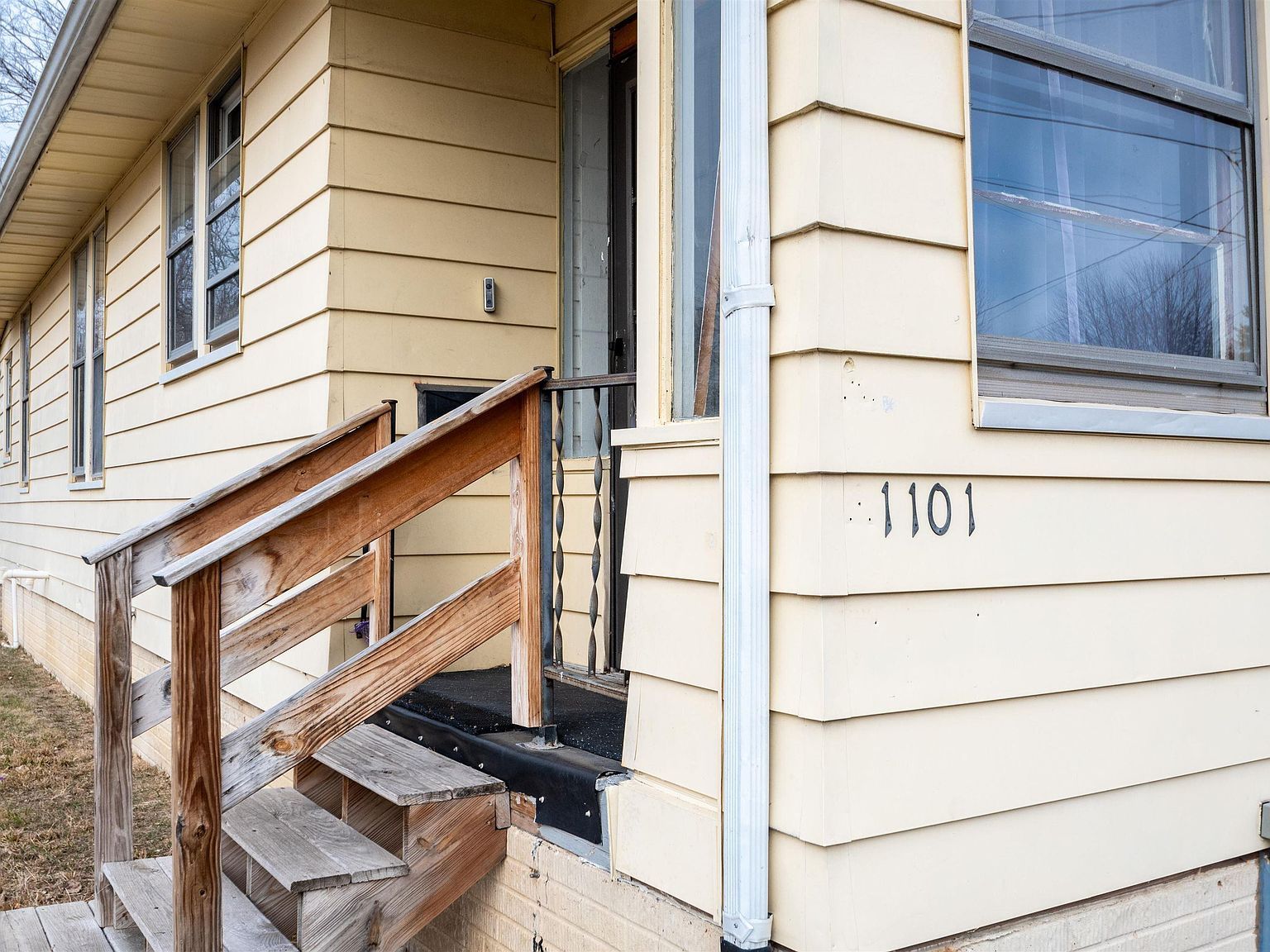 1101 E Willcox Ave Peoria, IL 61603 - Thumbnail 4