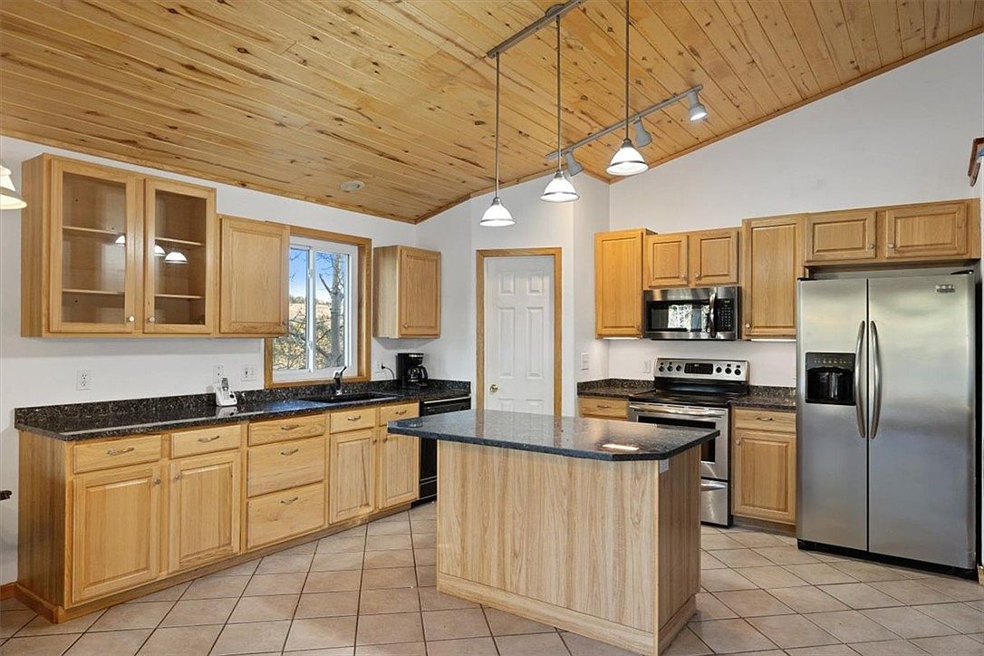 175 Benbow Rd Fishtail, MT 59028 - Thumbnail 4