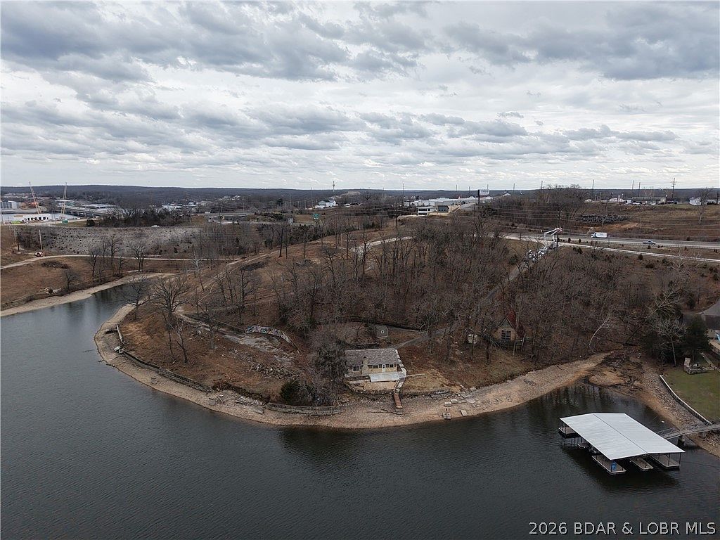 1101 Water Dr Osage Beach, MO 65065 - Thumbnail 4