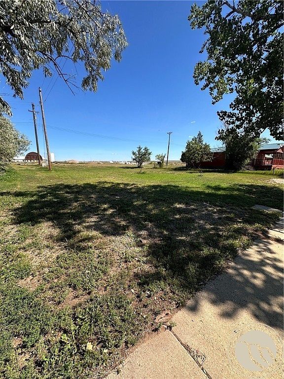 415 E Montana Ave Baker, MT 59313 - Thumbnail 4