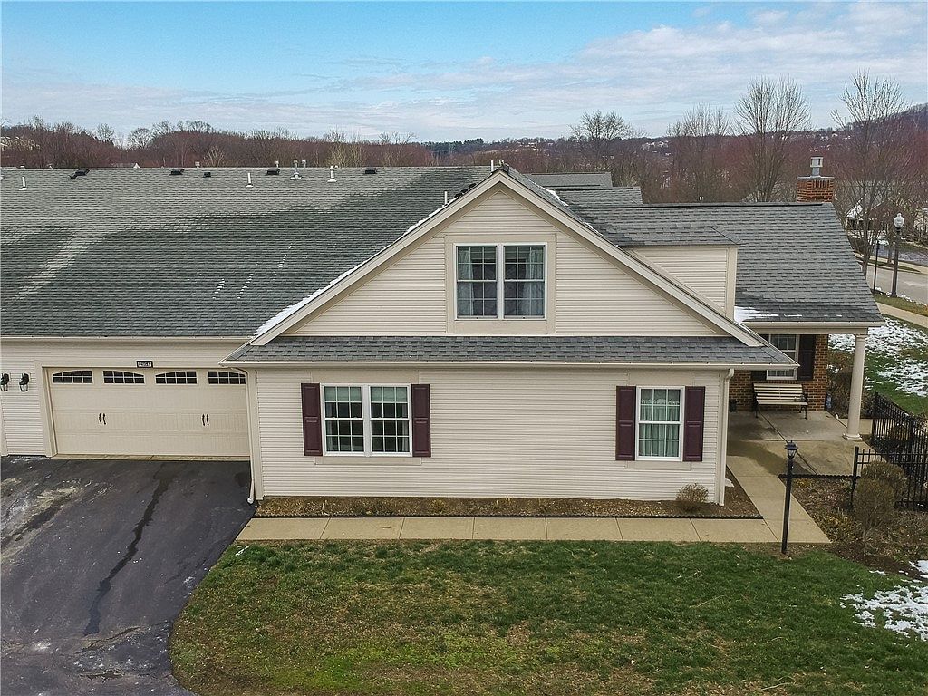 2164 Isleworth Ln Cranberry Township, PA 16066 - Thumbnail 4