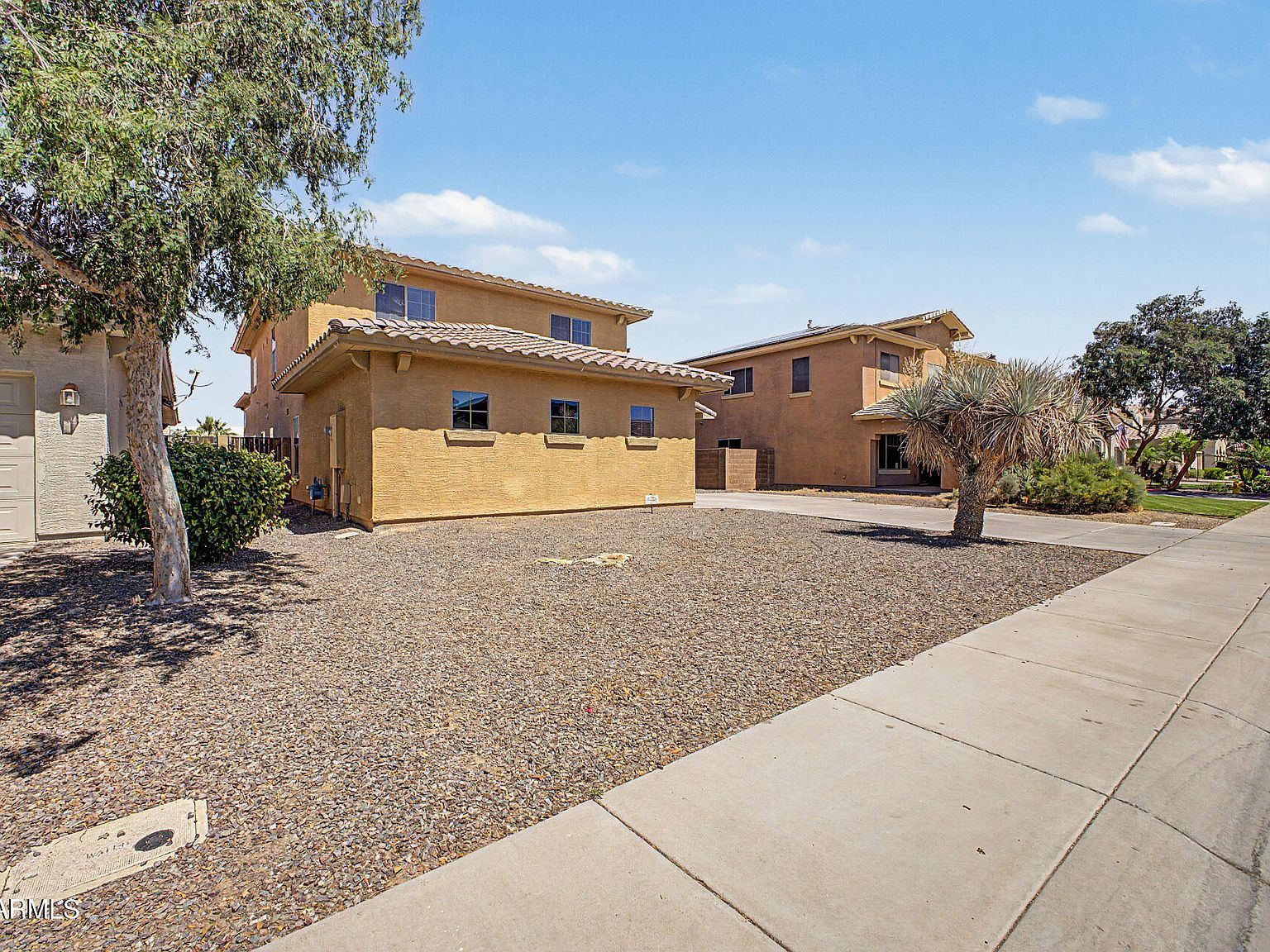 952 E Blue Spruce Ln Gilbert, AZ 85298 - Thumbnail 4