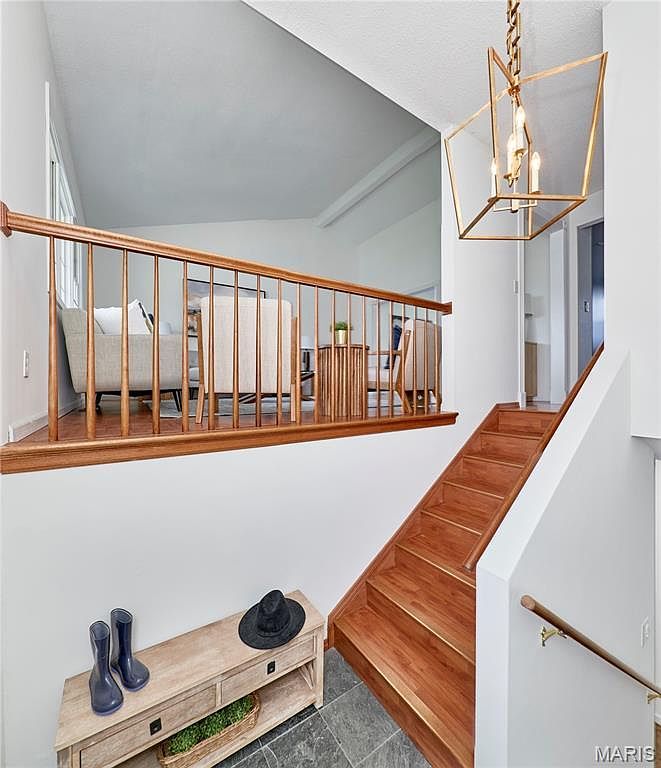 11900 Grant Pl Saint Louis, MO 63131 - Thumbnail 4